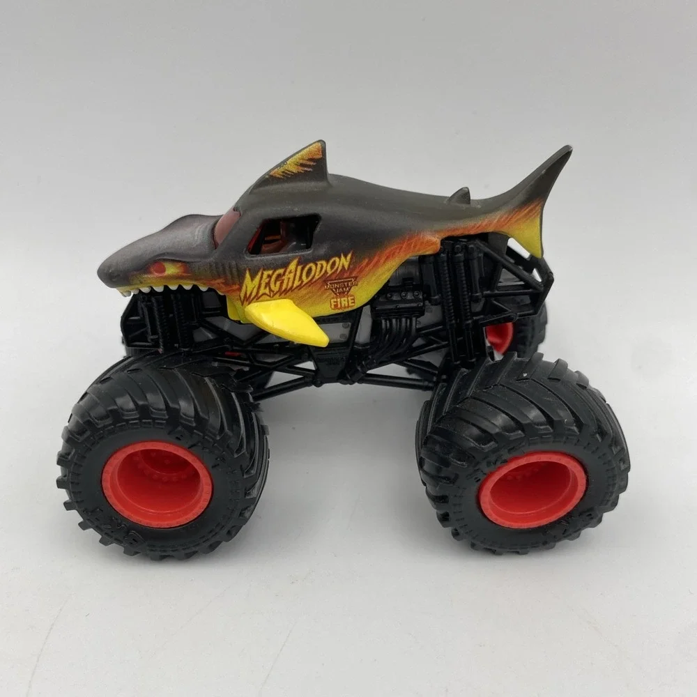 2020 Spin Master Monster Jam Fire & Ice Megalodon Truck BKT Tires Monster Truck‎